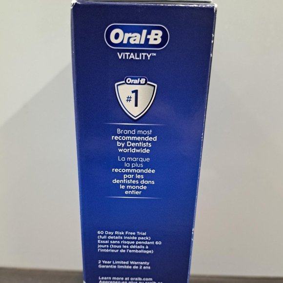 New - Oral B FLOSSACTION Rechargable Tooth Brush - Picture 3 of 4